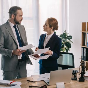 Asesoría Contractual